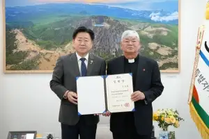 제주4·3평화재단 신임 이사장에 임문철 신부… “4·3 평화·인권 가치 세계에 알릴 것”