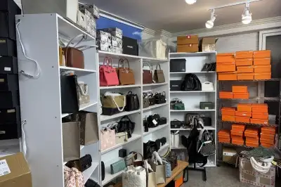 한밤 SNS 라방에서 28억원 ‘짝퉁’ 판매한 일가족 검거… 7300여점 압수