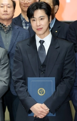 서울시 유공납세자 표창 받은 유노윤호