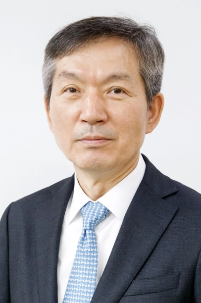 정희경 전 머니투데이 대표