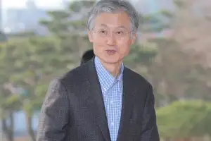 ‘법 왜곡죄’ 시행 첫날…조희대, ‘李 대통령 재판’으로 1호 피고발 불명예