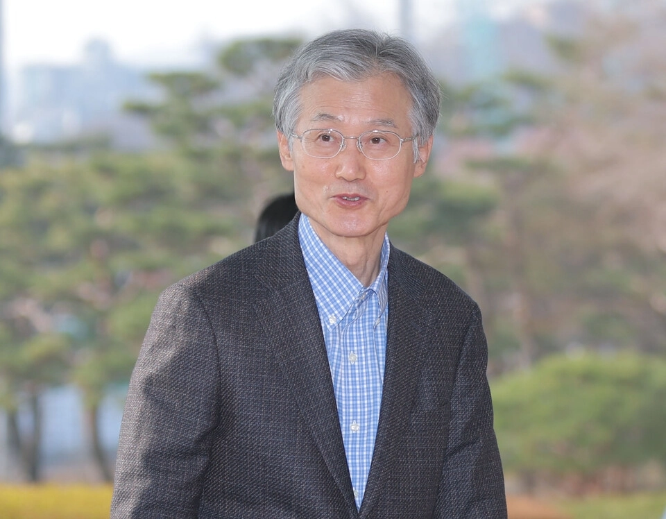 사법개혁 3법 공포 첫날 출근하는 조희대 대법원장. 연합뉴스