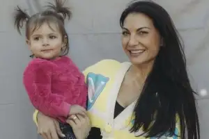 “싱글맘 선택했는데 대가족 됐습니다”…온라인서 정자 구매한 母, 기증자의 ‘충격’ 진실