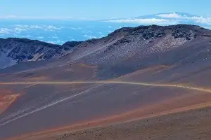 숨막히는 새벽의 붉은 빛줄기…지구의 끝 ‘태양의 집’을 거닐다
