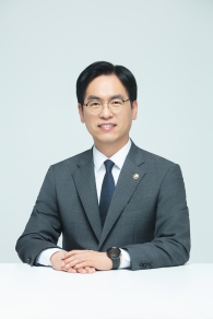 [기고] 공직의 품격은 절제에서 나온다