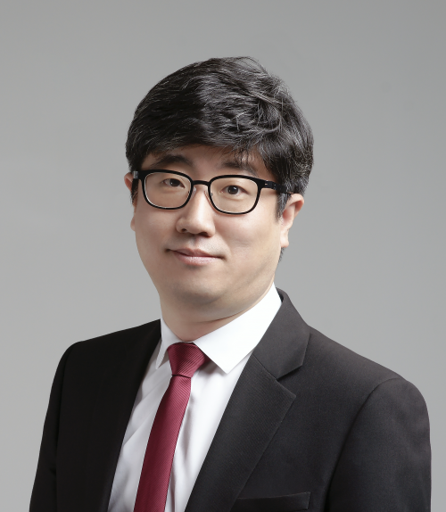 최한수 신임 비상임위원.