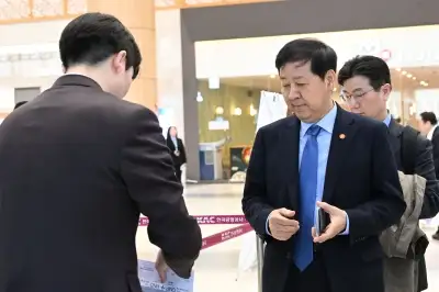 한일 재무장관 “환율 급변 우려”…외환시장 공동 대응