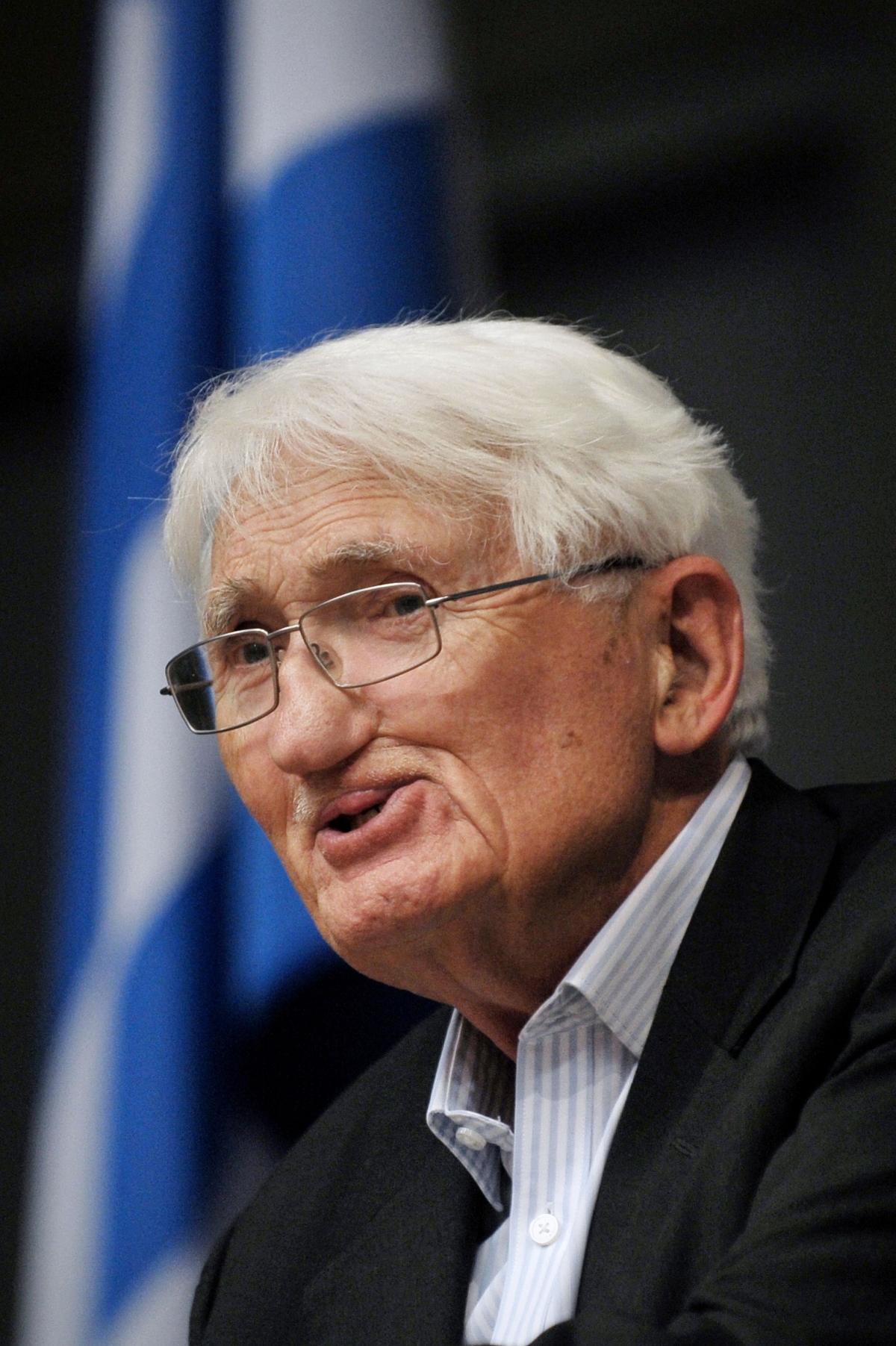 독일 철학자 위르겐 하버마스가 2013년 그리스 아테네에서 강연하고 있다. AFP 연합뉴스