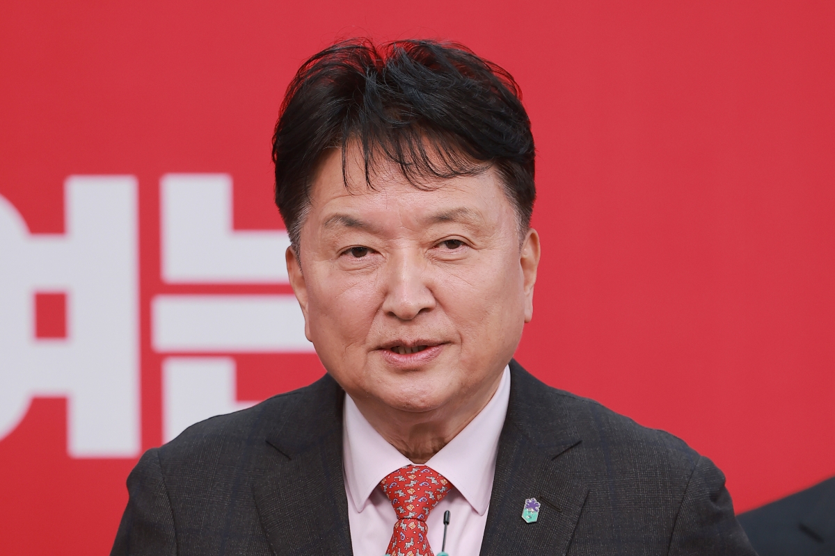 6·3 지방선거 충북지사 도전하는 김영환 지사