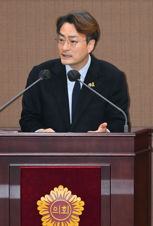 지난 13일 열린 제334회 임시회 제3차 본회의 5분 자유발언을 하는 박유진 의원