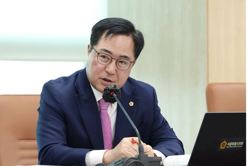 질의하는 박석 의원