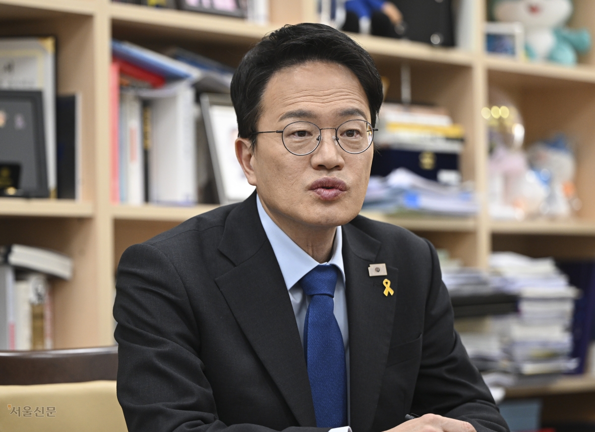 6·3 지방선거 서울시장에 출마 의사를 밝힌 박주민 더불어민주당 의원이 16일 국회 보건복지위원장실에서 서울신문과 인터뷰하고 있다. 2026.3.16 이지훈 기자