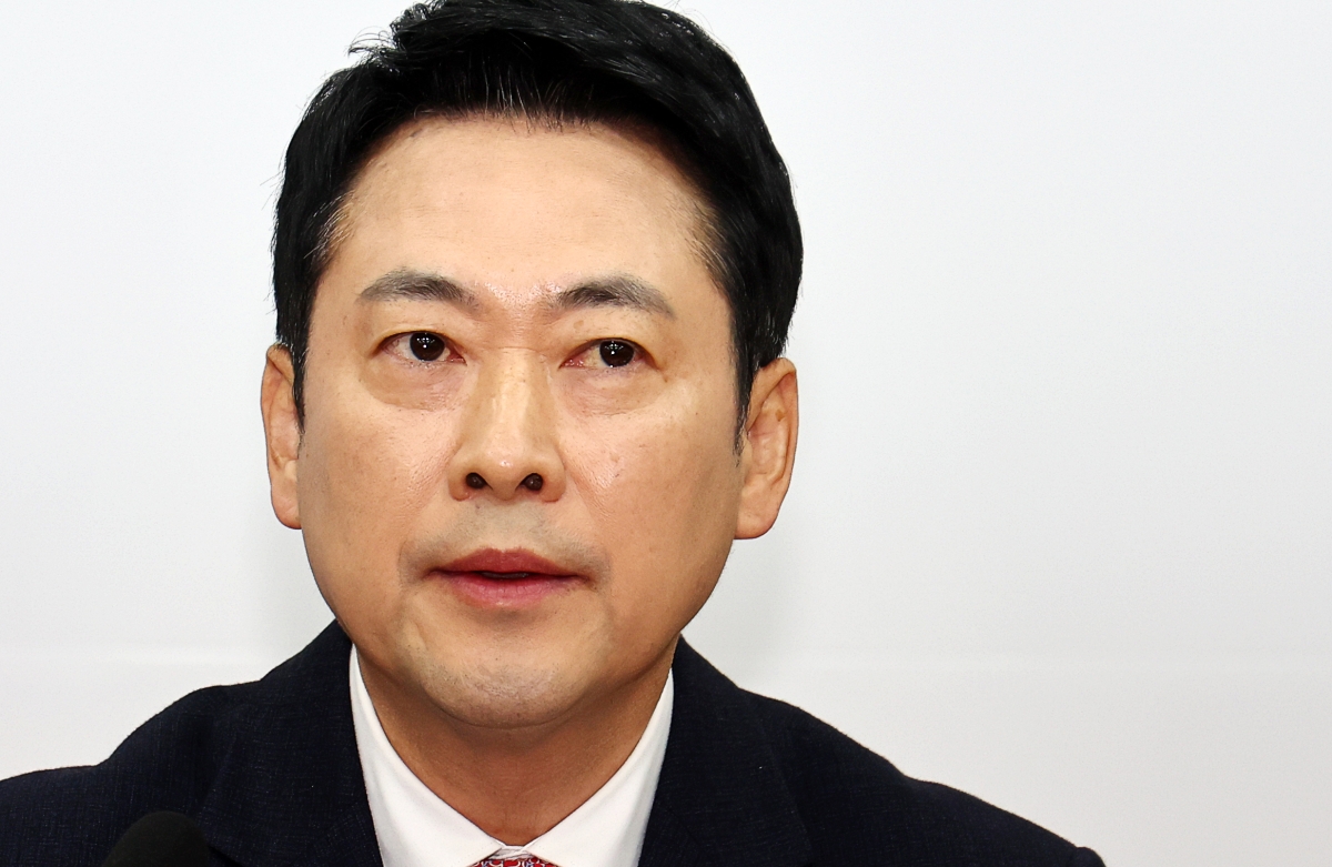 장동혁 국민의힘 대표가 16일 오전 서울 여의도 국회에서 열린 최고위원회의에서 발언하고 있다. 뉴시스
