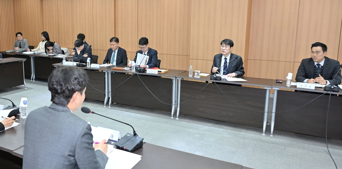 대구시는 김정기 시장 권한대행 주재로 지난 16일 오후 열린 주요 현안 점검보고회에서 독립기념관 분원 유치 추진 상황에 대해 점검했다. 대구시 제공