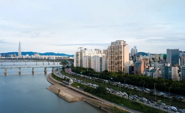 서울 강남구 청담동에 위치한 에테르노 청담. 에테르노 청담 홈페이지 캡처