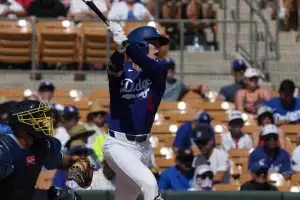 K빅리거 김혜성·이정후, 복귀전 안타 행진 ‘펄펄’