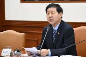 구윤철 “나프타 경제안보품목 한시 지정…수출제한 등 조치 시행”