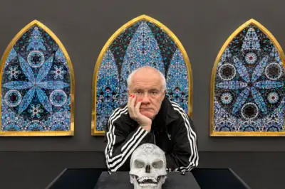 삶과 죽음의 ‘강박적 집착’… 허스트, 인간의 욕망을 묻다