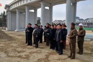 “북한, 핵무기 등 확대...한미일에 중대 위협”