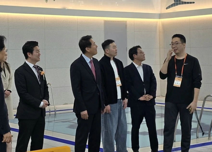 오세훈 시장, 김일호 위원장과 함께 시설을 점검하는 김경훈 의원