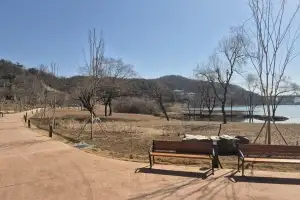 성남 대왕저수지 1단계 개장…도심 수변공원 탈바꿈