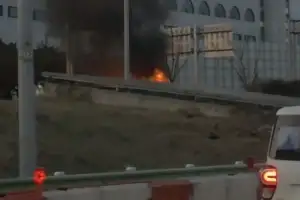 서울 올림픽대로 달리던 승용차에서 화재…운전자 1명 숨진 채 발견