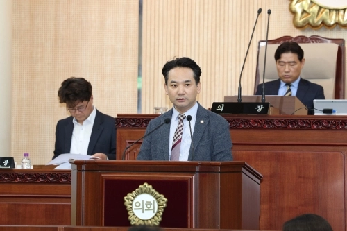 결의안을 대표발의한 송규근 고양시의원