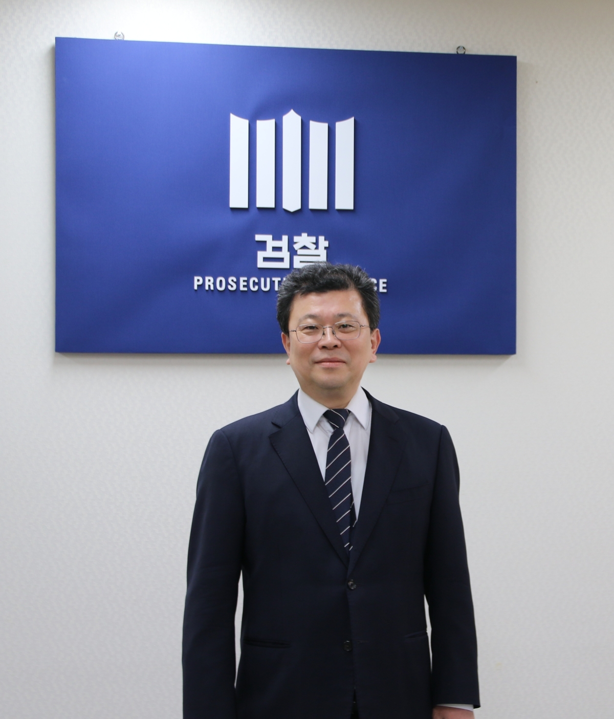 변호사로 새 출발하는 변진환 전 검사가 “국민 한 사람 한 사람의 억울함을 풀어주는 변호사가 되고 싶다”는 포부를 밝혔다.