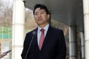 법정에서 만난 오세훈·명태균…吳 “오늘이 법정에서 진실이 가려지는 날”