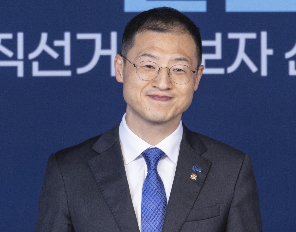 토론회 선전 다짐하는 민주당 김상욱 울산시장 예비후보