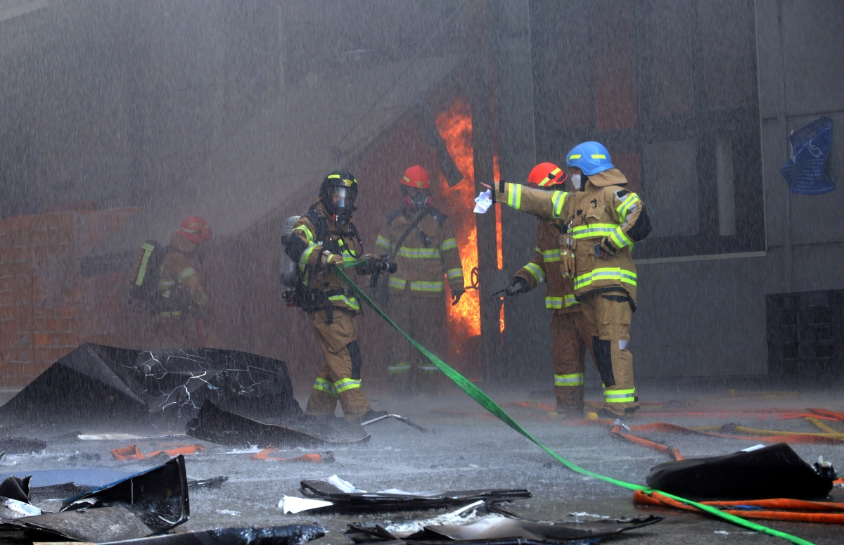 대전 자동차 부품공장 화재 진압