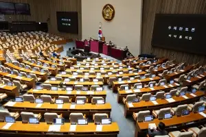 ‘수사-기소 분리’ 완성…공수청법 이어 중수청법도 與주도 본회의 통과