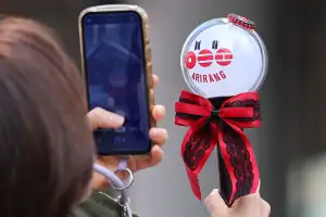 마음만은 나도 광화문…BTS 열기 지구 반대편서 ‘후끈’