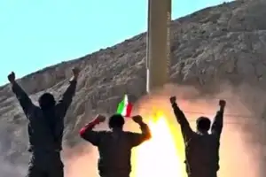 “중동 미군기지 초토화, 1.2조원 피해” 천문학적 ‘악당 제거 비용’…이란도 결사항전