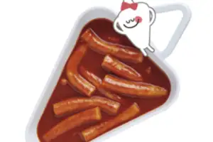 “수저, 종이컵 우리 것만”…공산품 구매 강제한 ‘신전떡볶이’ 과징금 9.7억