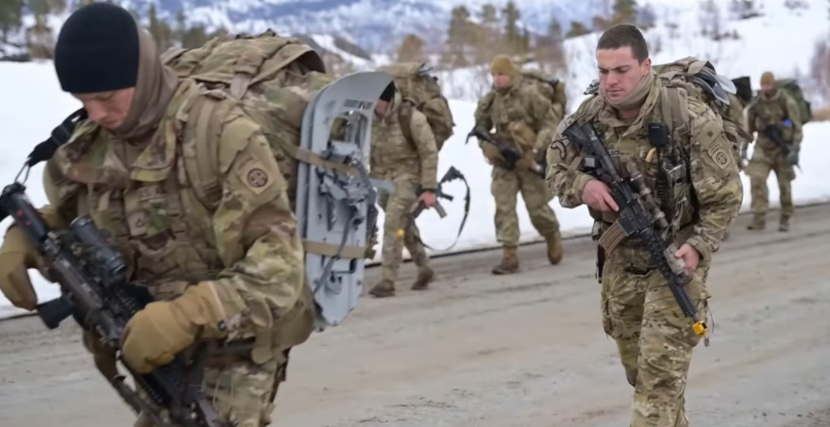 미국 육군 제82공수사단 훈련 장면. 유튜브 캡처
