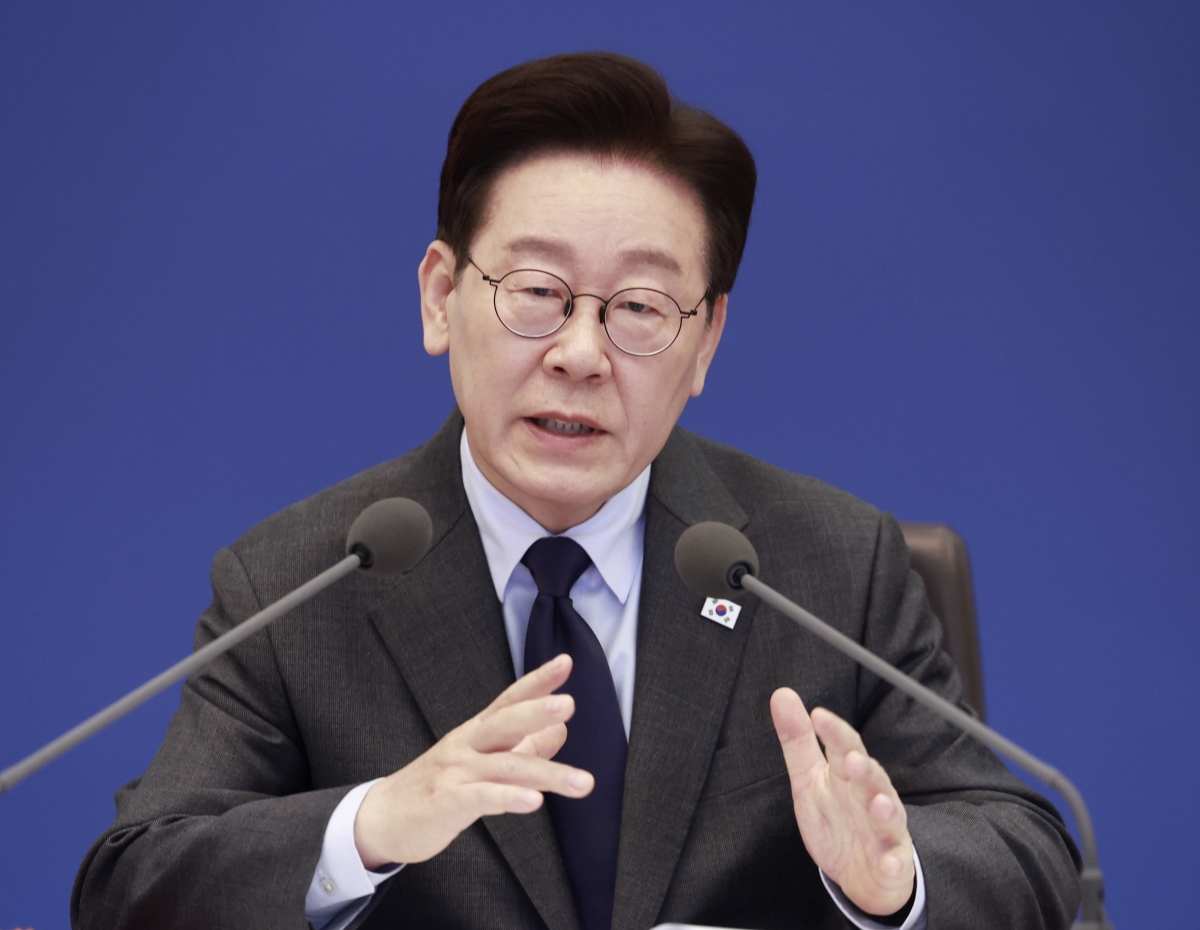이재명 대통령, 국무회의 발언     (서울=연합뉴스) 한상균 기자 = 이재명 대통령이 24일 청와대에서 열린 국무회의에서 발언하고 있다. 2026.3.24      xyz@yna.co.kr (끝)