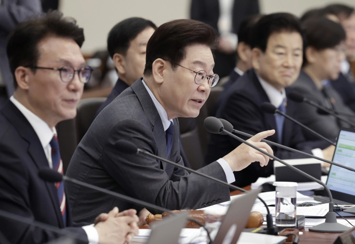 발언하는 이재명 대통령     (서울=연합뉴스) 한상균 기자 = 이재명 대통령이 24일 청와대에서 열린 국무회의에서 발언하고 있다. 2026.3.24      xyz@yna.co.kr