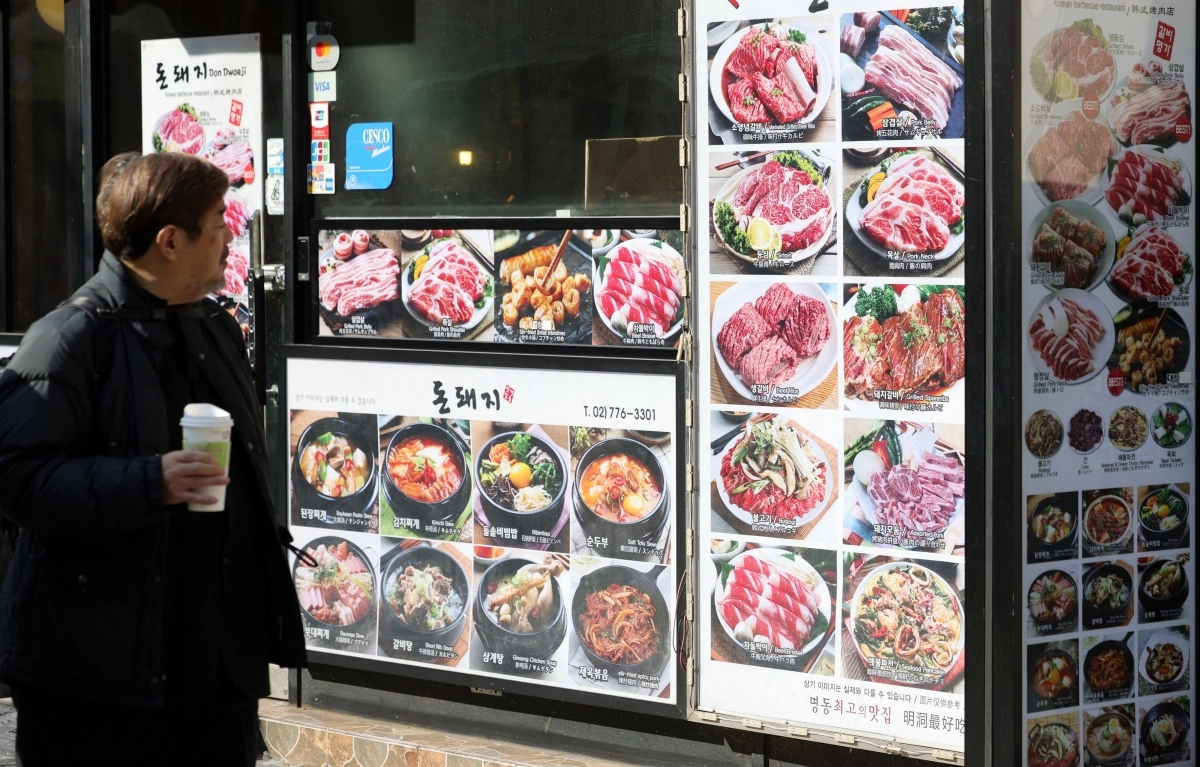 짜장면·삼겹살·김밥… 무섭게 뛰는 외식 물가