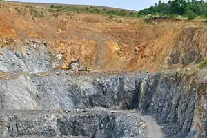 ‘희토류 패권’ 강화하는 중국, 세계 두번째 규모 광산 발견