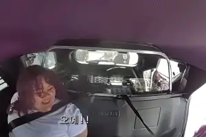 thumbnail - “오예” “머그샷 예쁘게 찍어야지” 동급생 살해 직전 체포된 10대 소녀들 대화…美 충격