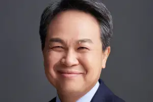신한 진옥동·BNK 빈대인 ‘2기 체제’ 닻 올렸다