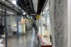 “죽지 못해 장사해”…환율 1500원 뉴노멀 시대, 소상공인 ‘비명’