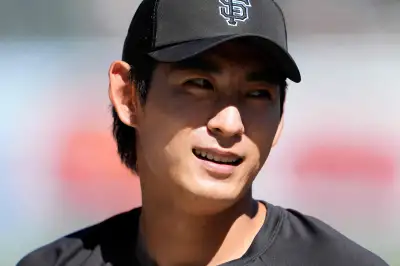 기대했는데…4타수 무안타 침묵 이정후, 팀도 0-7 완패