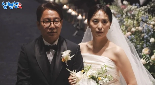 개그맨 심현섭과 그의 아내. 유튜브 채널 ‘정영림심현섭’ 캡처