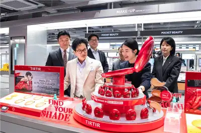 “미국에도 K뷰티 DNA 이식하라”… 이재현 CJ 회장, 명동 현장 경영