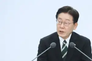 李대통령 지지율 62.2% 전주와 동일…민주 51.1%, 국힘 30.6%