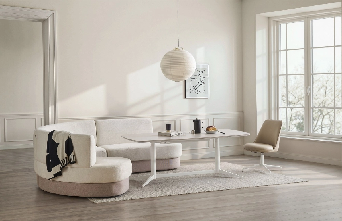 스마트 테이블 ‘위무브’. 현대리바트 제공