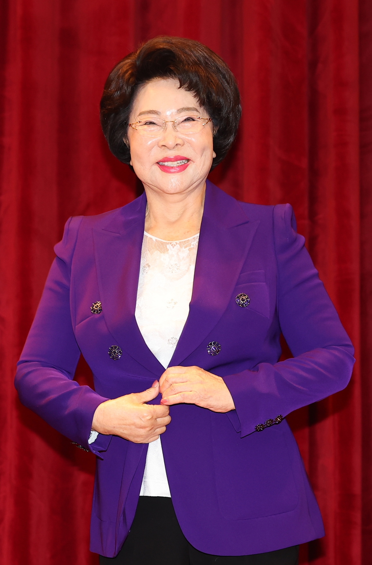 이길여 가천길재단 회장이 25일 인천 남동구 가천대 길병원 암센터에서 열린 ‘가천 이길여 길’ 명예도로명 지정 기념 제막식에서 인사하고 있다. 2026.3.25 연합뉴스