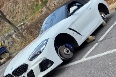 바퀴만 쏙 빠진 BMW “90년대 같은 절도 상상 못해”… 주차장서 도난 신고 잇따라